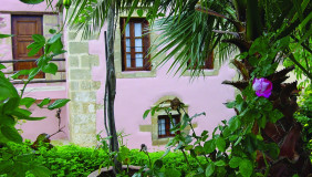 1452EnchantingElia2a28mb_exterior