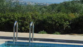 652Poolinthemorning3a3mbcuten_pool