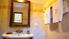 14589_6a79mb_rooms