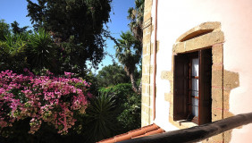 1ELIAEXTERIOR7balcony_rooms